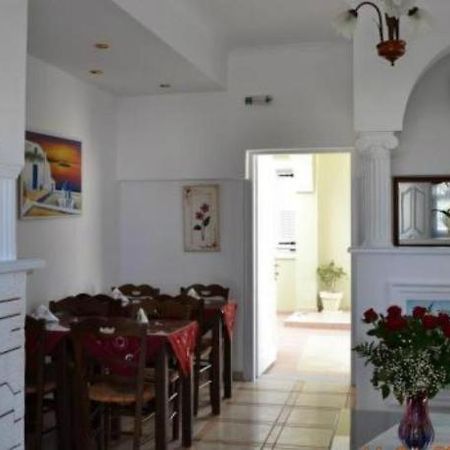 Lignos Hotel Фира Екстериор снимка