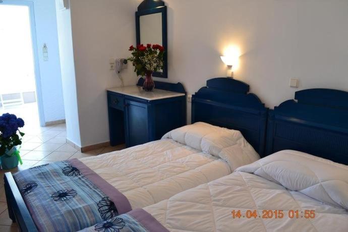Lignos Hotel Фира Екстериор снимка